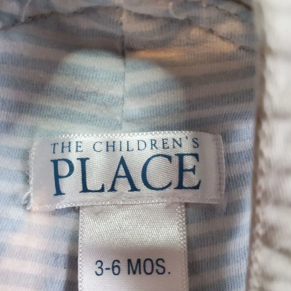 𝅺The childrens place two 3-6 months overalls